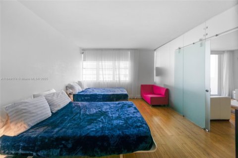 Снять в аренду кондоминиум в Майами-Бич, Флорида 1 спальня, 82.68м2, № 1957956 - фото 12