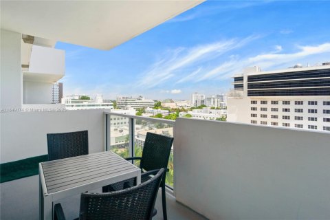 Снять в аренду кондоминиум в Майами-Бич, Флорида 1 спальня, 82.68м2, № 1957956 - фото 23