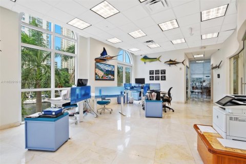 Propiedad comercial en venta en Fort Lauderdale, Florida № 1861528 - foto 27