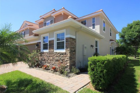 Townhouse in Sanford, Florida 4 bedrooms, 213.49 sq.m. № 1603218 - photo 2