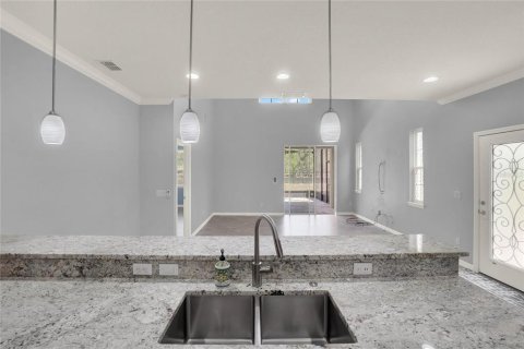 Townhouse in Sanford, Florida 4 bedrooms, 213.49 sq.m. № 1603218 - photo 10