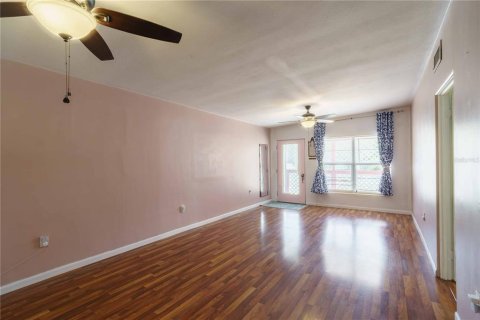 Villa ou maison à vendre à Ocala, Floride: 4 chambres, 148.74 m2 № 2147617 - photo 12