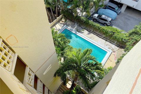 Copropriété à vendre à Miami, Floride: 1 chambre, 67.63 m2 № 1779394 - photo 2