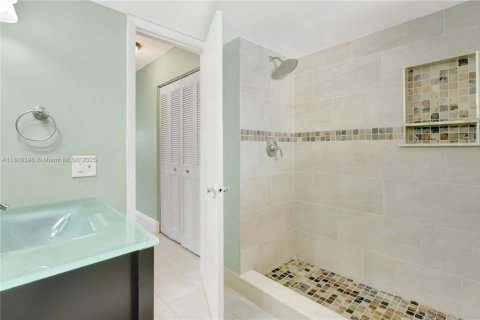 Copropriété à vendre à Miami, Floride: 1 chambre, 67.63 m2 № 1779394 - photo 15