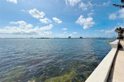 Copropriété à vendre à Miami, Floride: 1 chambre, 67.63 m2 № 1779394 - photo 17