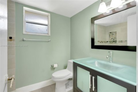 Copropriété à vendre à Miami, Floride: 1 chambre, 67.63 m2 № 1779394 - photo 14