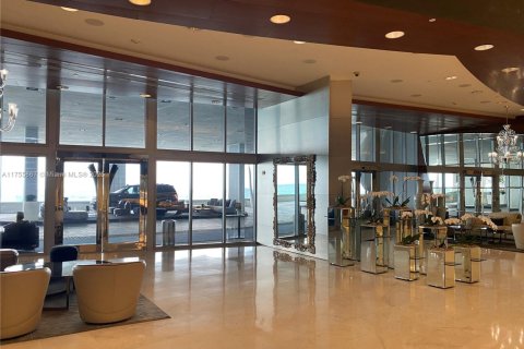Condo in Sunny Isles Beach, Florida, 1 bedroom  № 1728523 - photo 19