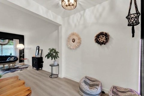 Снять в аренду кондоминиум в Майами-Бич, Флорида 35.3м2, № 1987586 - фото 8