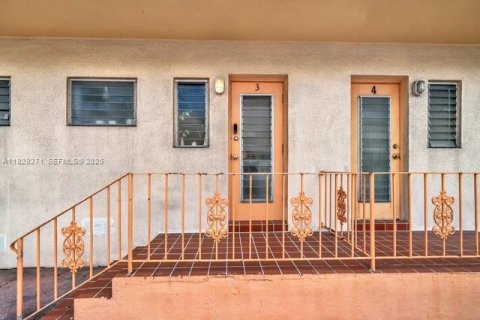 Снять в аренду кондоминиум в Майами-Бич, Флорида 35.3м2, № 1987586 - фото 13