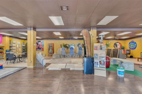 Commercial property in Lakeland, Florida 464.51 sq.m. № 1833385 - photo 4
