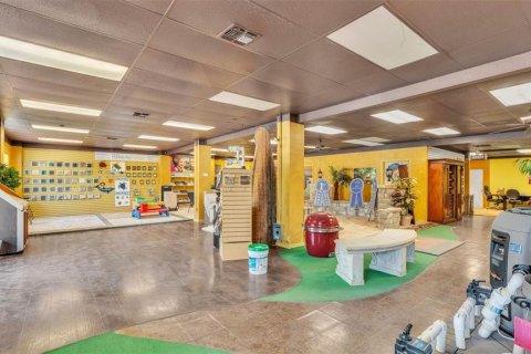Commercial property in Lakeland, Florida 464.51 sq.m. № 1833385 - photo 6