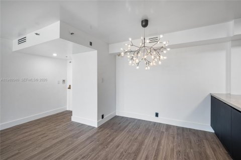 Купить кондоминиум в Майами, Флорида 2 спальни, 117.8м2, № 2023590 - фото 9