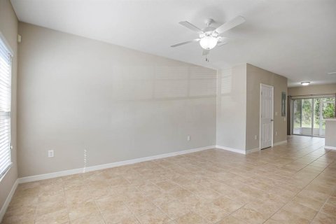 Adosado en alquiler en Fish Hawk, Florida, 2 dormitorios, 112.97 m2 № 1866860 - foto 2