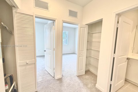 Adosado en alquiler en Florida City, Florida, 3 dormitorios № 1999749 - foto 21