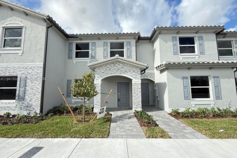 Adosado en alquiler en Florida City, Florida, 3 dormitorios № 1999749 - foto 3