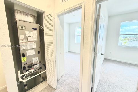 Adosado en alquiler en Florida City, Florida, 3 dormitorios № 1999749 - foto 26