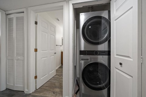 Condo in Clearwater, Florida, 2 bedrooms  № 1835373 - photo 18