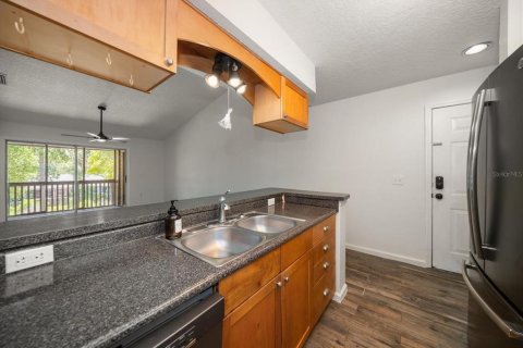 Condo in Clearwater, Florida, 2 bedrooms  № 1835373 - photo 5
