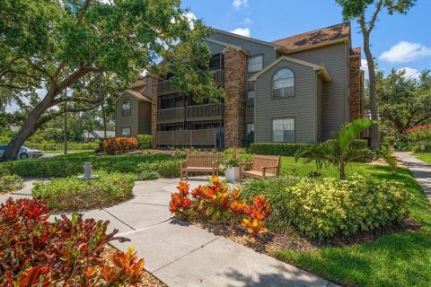 Condo in Clearwater, Florida, 2 bedrooms  № 1835373 - photo 2