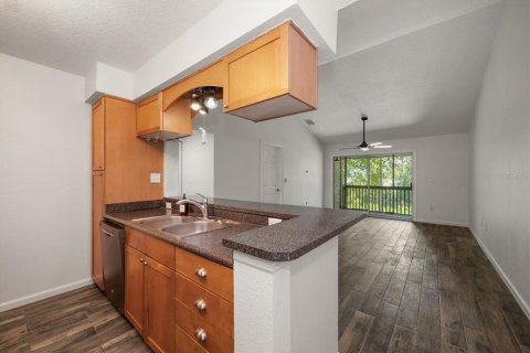 Condo in Clearwater, Florida, 2 bedrooms  № 1835373 - photo 7