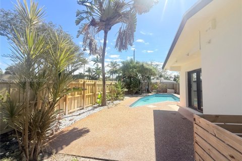 Купить виллу или дом в Окленд-Парк, Флорида 4 спальни, 191.19м2, № 2038454 - фото 10