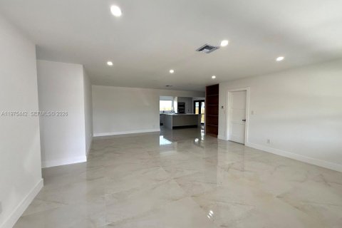 Купить виллу или дом в Окленд-Парк, Флорида 4 спальни, 191.19м2, № 2038454 - фото 4