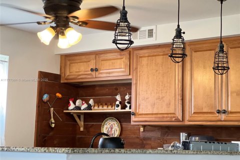Condo in Delray Beach, Florida, 2 bedrooms  № 1705647 - photo 3