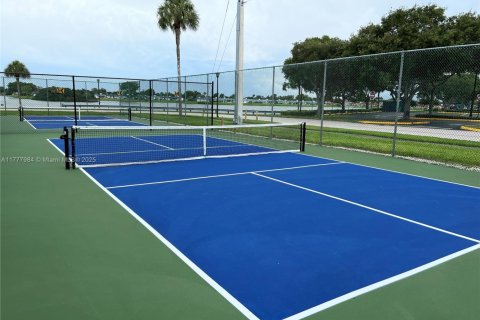 Condo in Delray Beach, Florida, 2 bedrooms  № 1705647 - photo 30