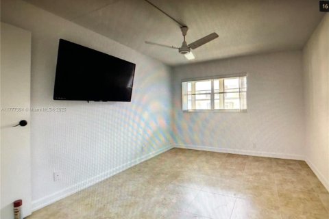 Condo in Delray Beach, Florida, 2 bedrooms  № 1705647 - photo 7