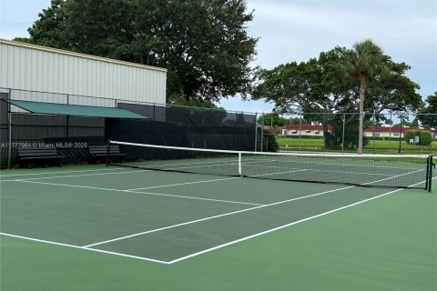 Condo in Delray Beach, Florida, 2 bedrooms  № 1705647 - photo 29