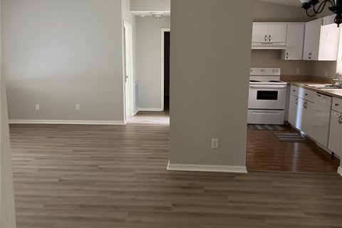 Villa ou maison à louer à Ocala, Floride: 2 chambres, 138.8 m2 № 2096912 - photo 14