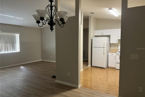Villa ou maison à louer à Ocala, Floride: 2 chambres, 138.8 m2 № 2096912 - photo 11