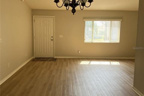 Villa ou maison à louer à Ocala, Floride: 2 chambres, 138.8 m2 № 2096912 - photo 2