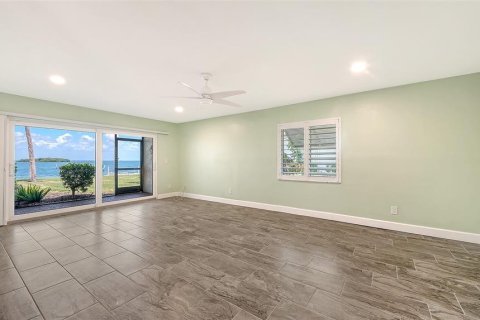 Condominio en venta en Longboat Key, Florida, 2 dormitorios, 106.84 m2 № 2200105 - foto 2
