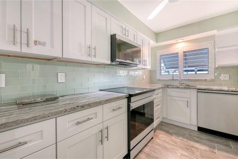 Condominio en venta en Longboat Key, Florida, 2 dormitorios, 106.84 m2 № 2200105 - foto 7