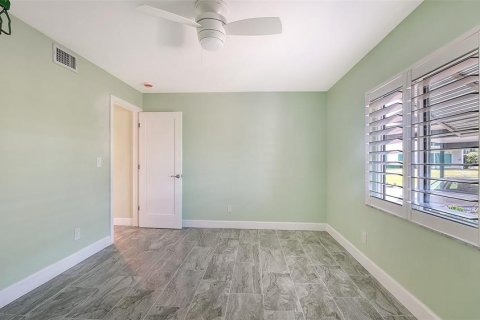 Condominio en venta en Longboat Key, Florida, 2 dormitorios, 106.84 m2 № 2200105 - foto 15