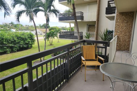 Copropriété à vendre à Boca Raton, Floride: 2 chambres, 98.1 m2 № 1969194 - photo 1