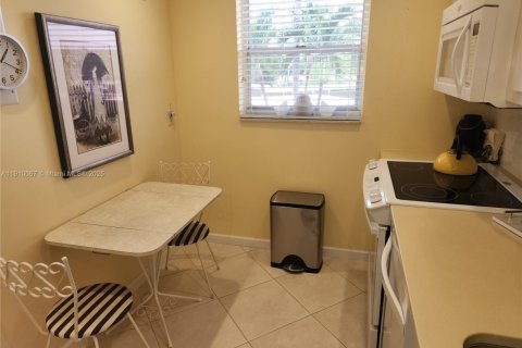 Copropriété à vendre à Boca Raton, Floride: 2 chambres, 98.1 m2 № 1969194 - photo 6