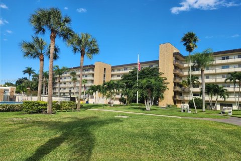 Copropriété à vendre à Boca Raton, Floride: 2 chambres, 98.1 m2 № 1969194 - photo 2
