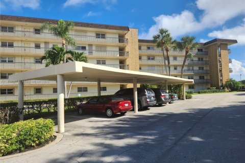 Copropriété à vendre à Boca Raton, Floride: 2 chambres, 98.1 m2 № 1969194 - photo 3