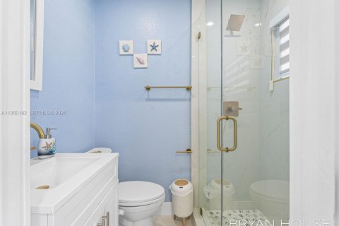 Villa ou maison à vendre à Miami, Floride: 3 chambres, 128.11 m2 № 2054655 - photo 11
