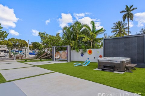Villa ou maison à vendre à Miami, Floride: 3 chambres, 128.11 m2 № 2054655 - photo 25