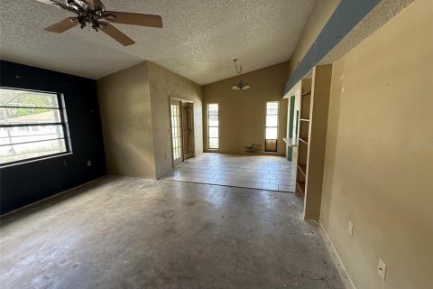 Casa en venta en Port Richey, Florida, 3 dormitorios, 140.65 m2 № 2378081 - foto 5