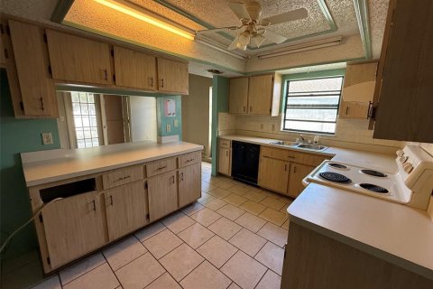 Casa en venta en Port Richey, Florida, 3 dormitorios, 140.65 m2 № 2378081 - foto 7