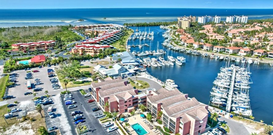 Condominio en Punta Gorda, Florida, 1 dormitorio  № 1556487