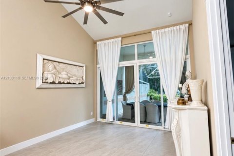 Townhouse in Pompano Beach, Florida 3 bedrooms, 230.12 sq.m. № 2401376 - photo 4