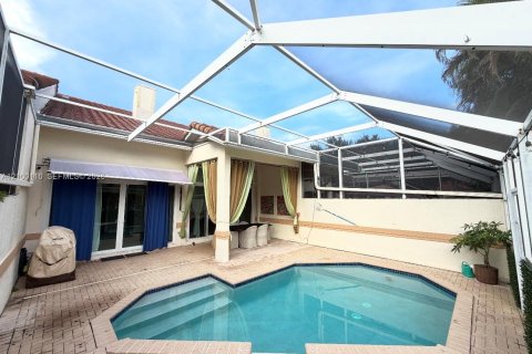Townhouse in Pompano Beach, Florida 3 bedrooms, 230.12 sq.m. № 2401376 - photo 16