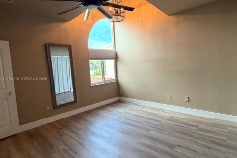 Townhouse in Pompano Beach, Florida 3 bedrooms, 230.12 sq.m. № 2401376 - photo 9