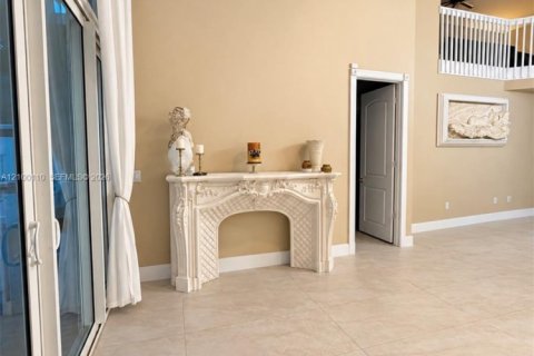 Townhouse in Pompano Beach, Florida 3 bedrooms, 230.12 sq.m. № 2401376 - photo 2