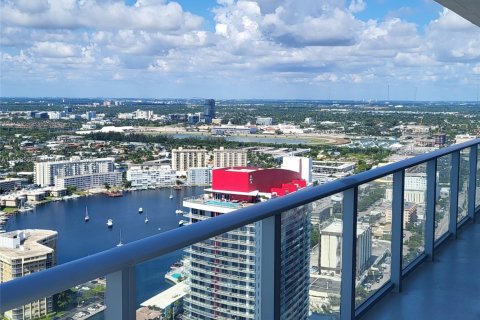 Condominio en venta en Hollywood, Florida, 2 dormitorios, 98.48 m2 № 1931448 - foto 18